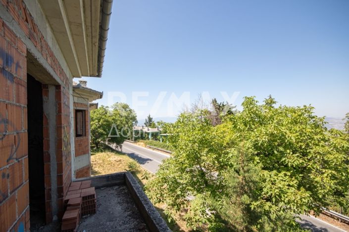 Image No.48-Hotel for sale