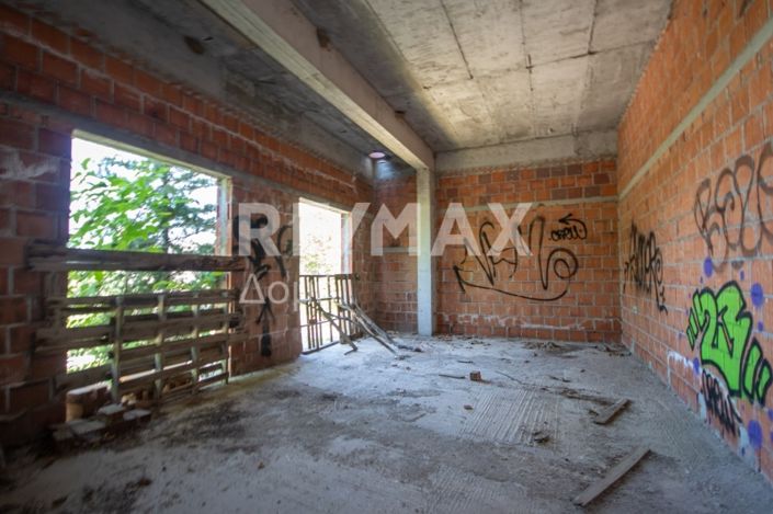 Image No.25-Hotel for sale