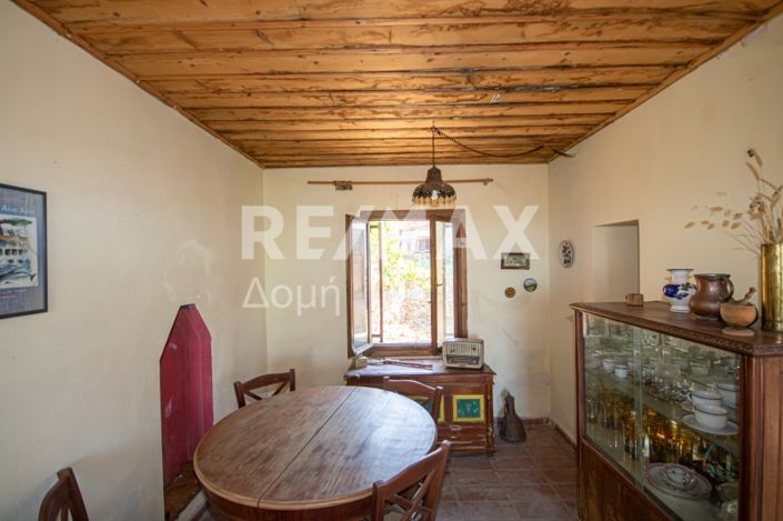 Image No.11-1 Bed House for sale