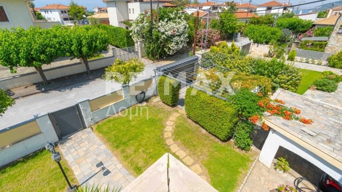 Image No.31-5 Bed Property for sale