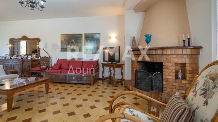 Image No.45-5 Bed Property for sale