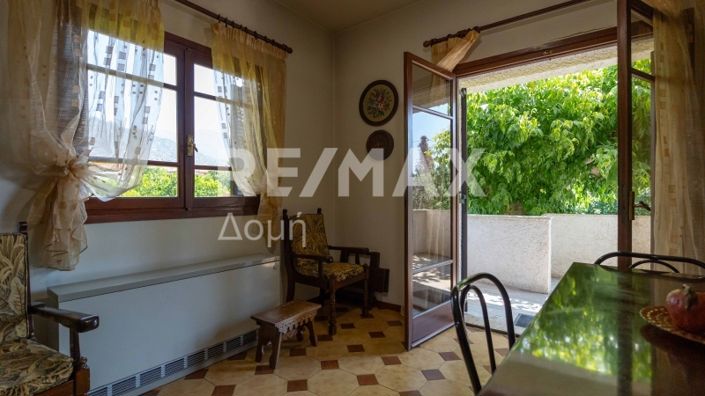 Image No.52-5 Bed Property for sale