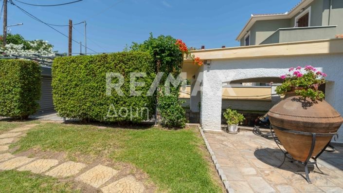 Image No.58-5 Bed Property for sale