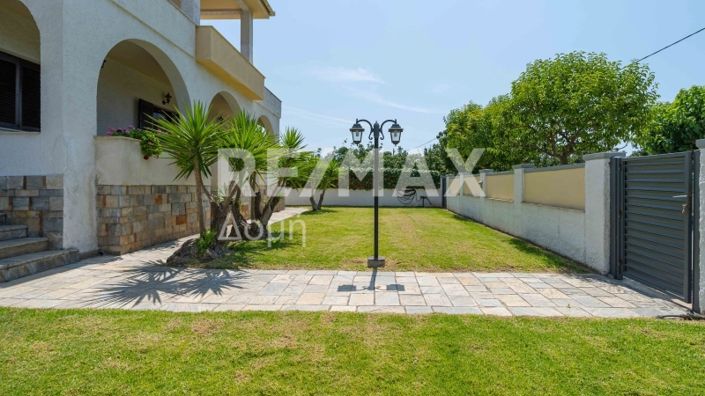 Image No.59-5 Bed Property for sale