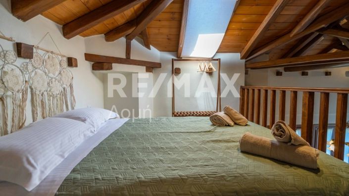 Image No.37-7 Bed Property for sale