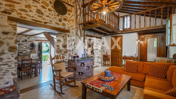 Image No.6-7 Bed Property for sale