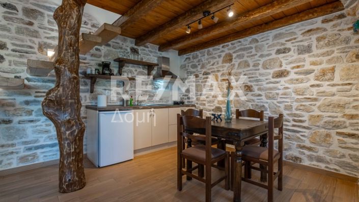 Image No.8-2 Bed Property for sale