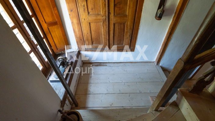 Image No.41-5 Bed Property for sale