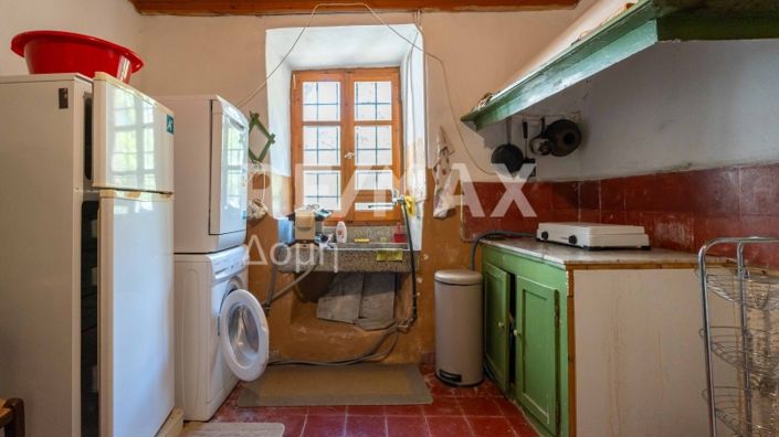 Image No.45-5 Bed Property for sale