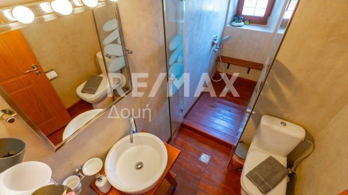 Image No.36-3 Bed Property for sale