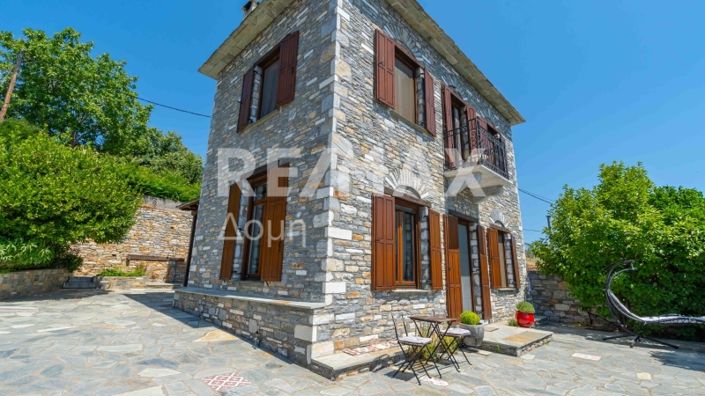 Image No.59-3 Bed Property for sale