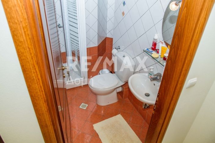 Image No.18-4 Bed Property for sale