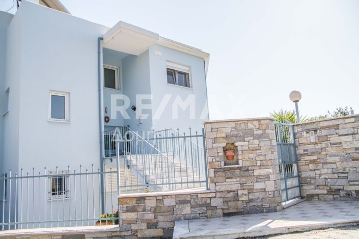 Image No.30-4 Bed Property for sale