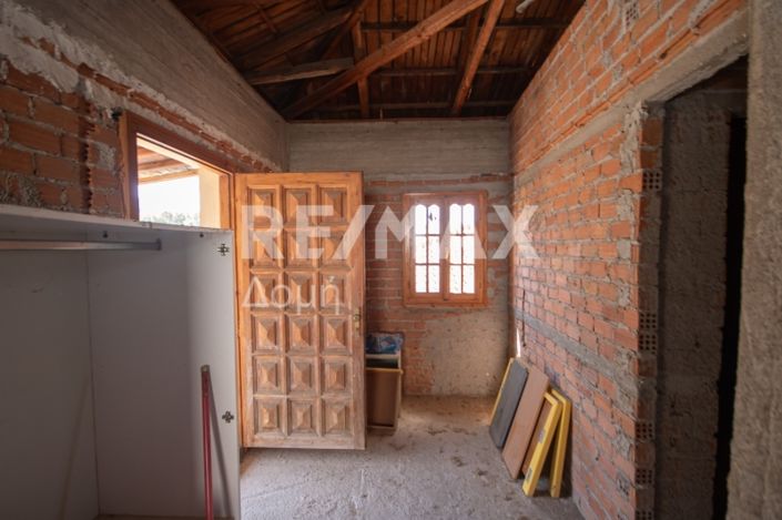 Image No.39-6 Bed Property for sale