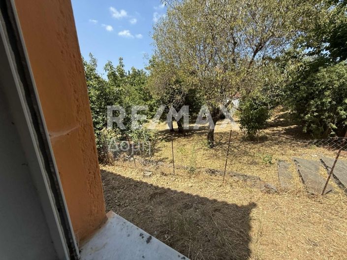 Image No.12-3 Bed Maisonette for sale