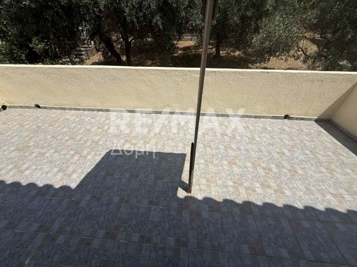 Image No.28-3 Bed Maisonette for sale