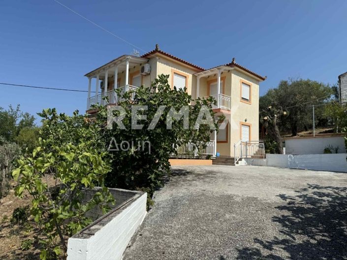 Image No.3-3 Bed Maisonette for sale