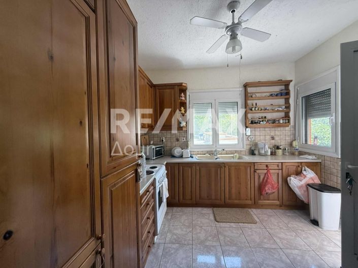 Image No.30-3 Bed Maisonette for sale