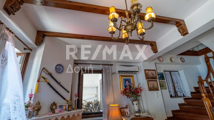 Image No.11-2 Bed House for sale