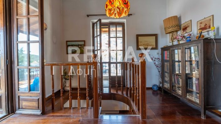 Image No.13-2 Bed House for sale