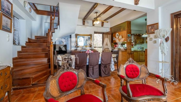 Image No.4-2 Bed House for sale