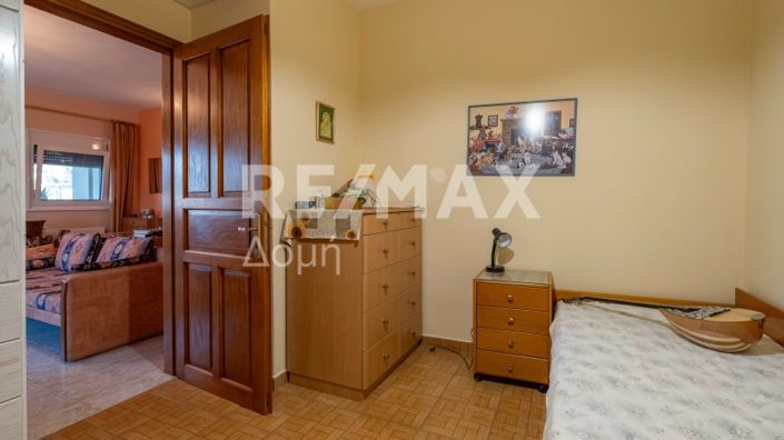 Image No.16-2 Bed Property for sale