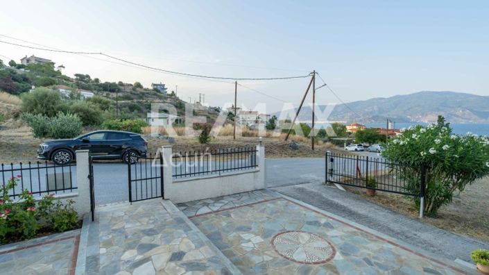 Image No.32-2 Bed Property for sale