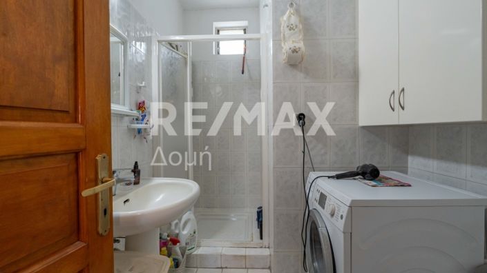 Image No.58-2 Bed Property for sale