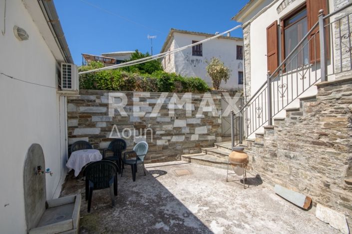 Image No.12-6 Bed Apartment for sale