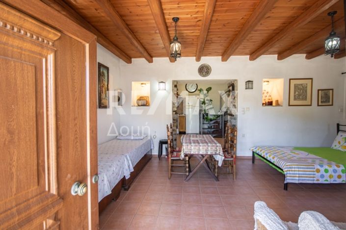 Image No.20-6 Bed Apartment for sale