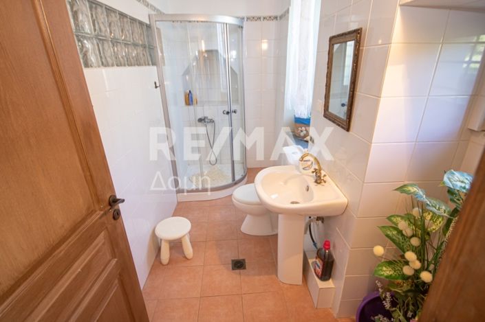 Image No.33-6 Bed Apartment for sale