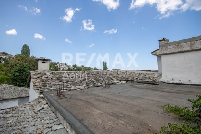 Image No.41-5 Bed House for sale