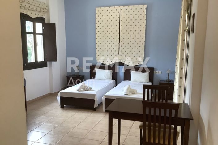 Image No.7-10 Bed Hotel for sale