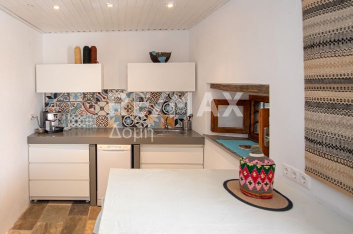 Image No.11-2 Bed House for sale