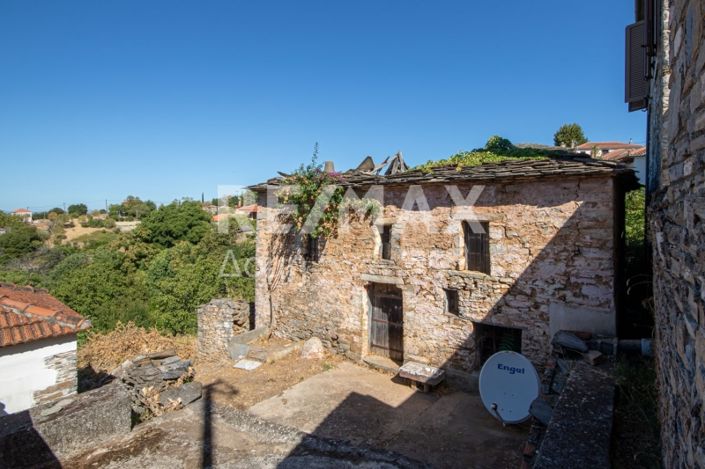 Image No.40-2 Bed House for sale