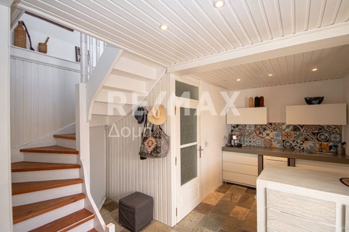 Image No.10-2 Bed House for sale