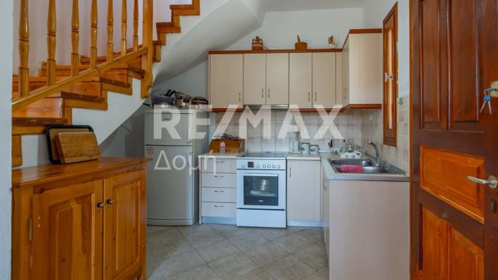 Image No.13-3 Bed Maisonette for sale