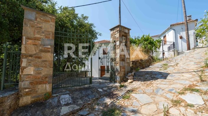 Image No.2-3 Bed Maisonette for sale