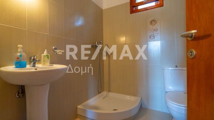 Image No.29-3 Bed Maisonette for sale