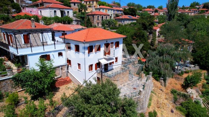 Image No.43-3 Bed Maisonette for sale