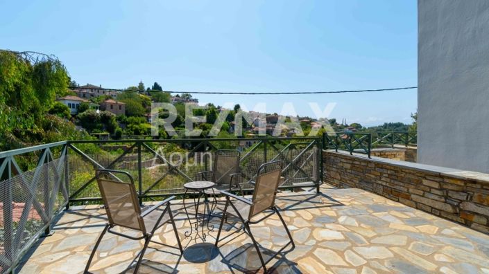 Image No.5-3 Bed Maisonette for sale