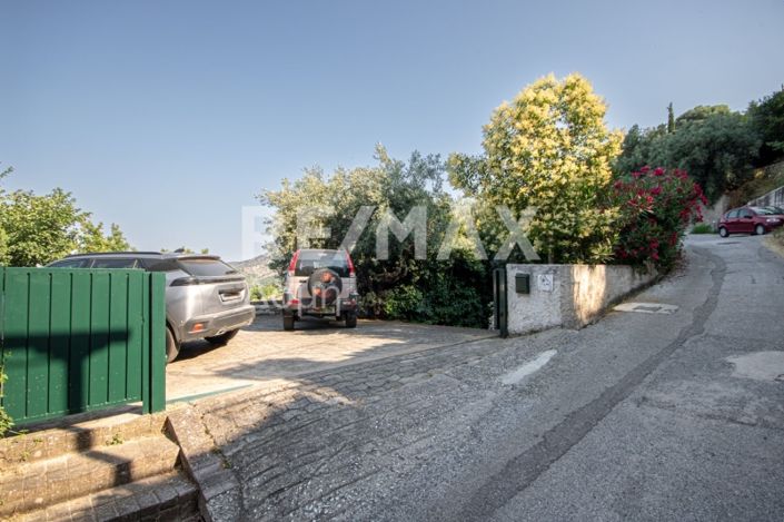 Image No.25-4 Bed Maisonette for sale