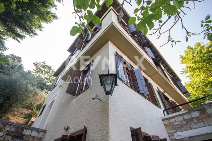 Image No.50-4 Bed Maisonette for sale