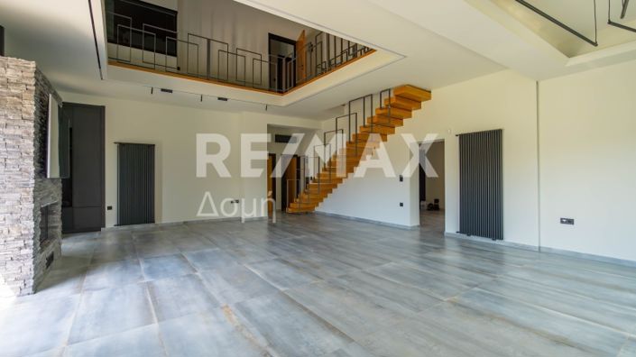 Image No.3-4 Bed Maisonette for sale