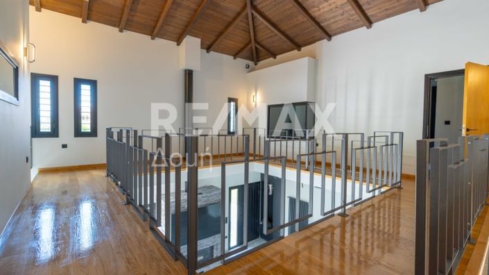 Image No.43-4 Bed Maisonette for sale