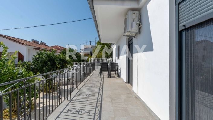 Image No.31-2 Bed Property for sale