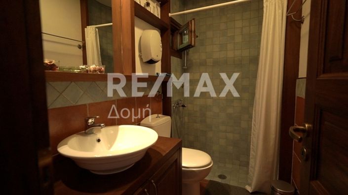 Image No.34-5 Bed Property for sale