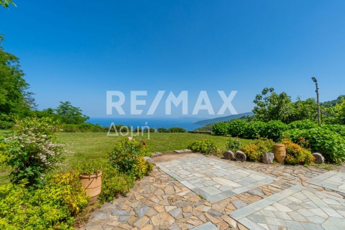 Image No.42-5 Bed Property for sale