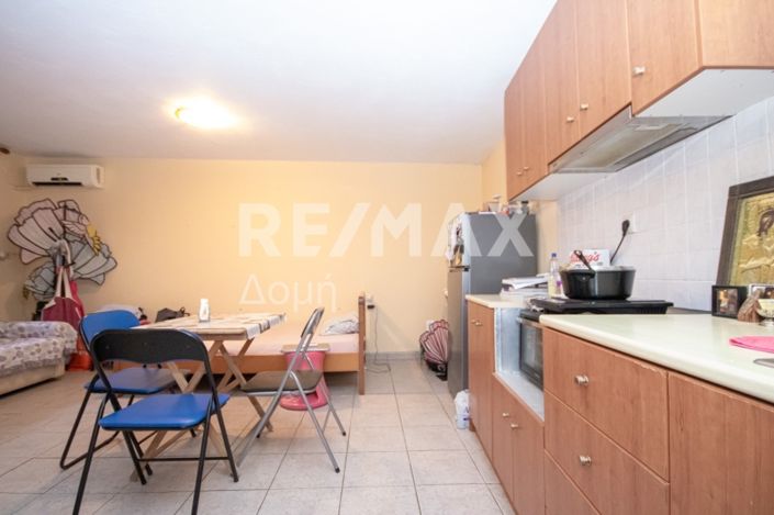 Image No.31-6 Bed Property for sale