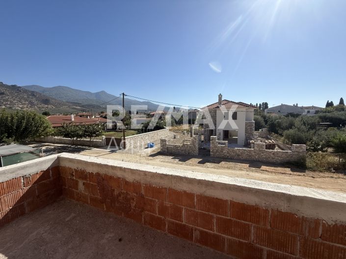 Image No.21-3 Bed Maisonette for sale